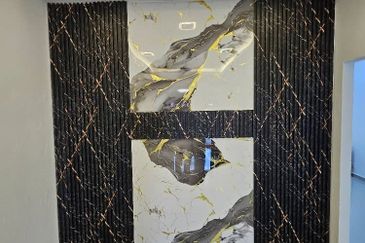 Taman Widuri, Bukit Beruntung