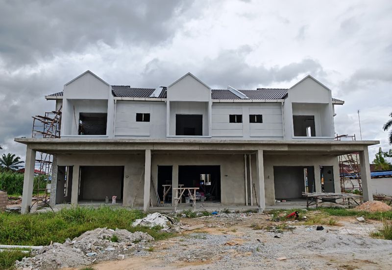 Projek Rumah Baru 2 Tingkat Freehold 1.5Km dari Pekan Sabak Bernam