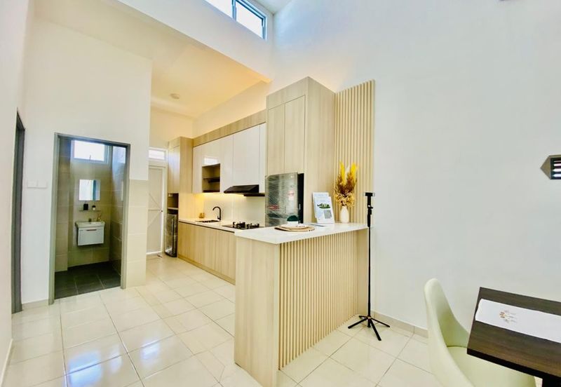 RUMAH BARU SETINGKAT FREEHOLD OPEN TITLE 4 Bilik di Alor Gajah