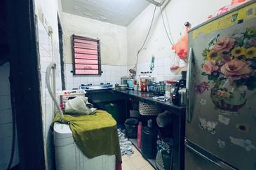 Pangsapuri Pendamar B