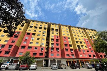 Pangsapuri Pendamar B