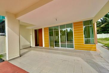 BRAND NEW, FACING OPEN SEMI D Double Storey Taman Seri Putera Banting