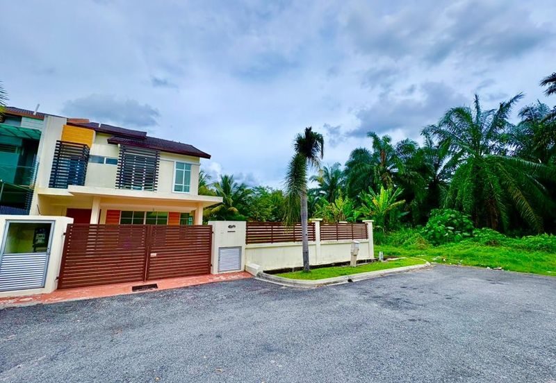 BRAND NEW, FACING OPEN SEMI D Double Storey Taman Seri Putera Banting