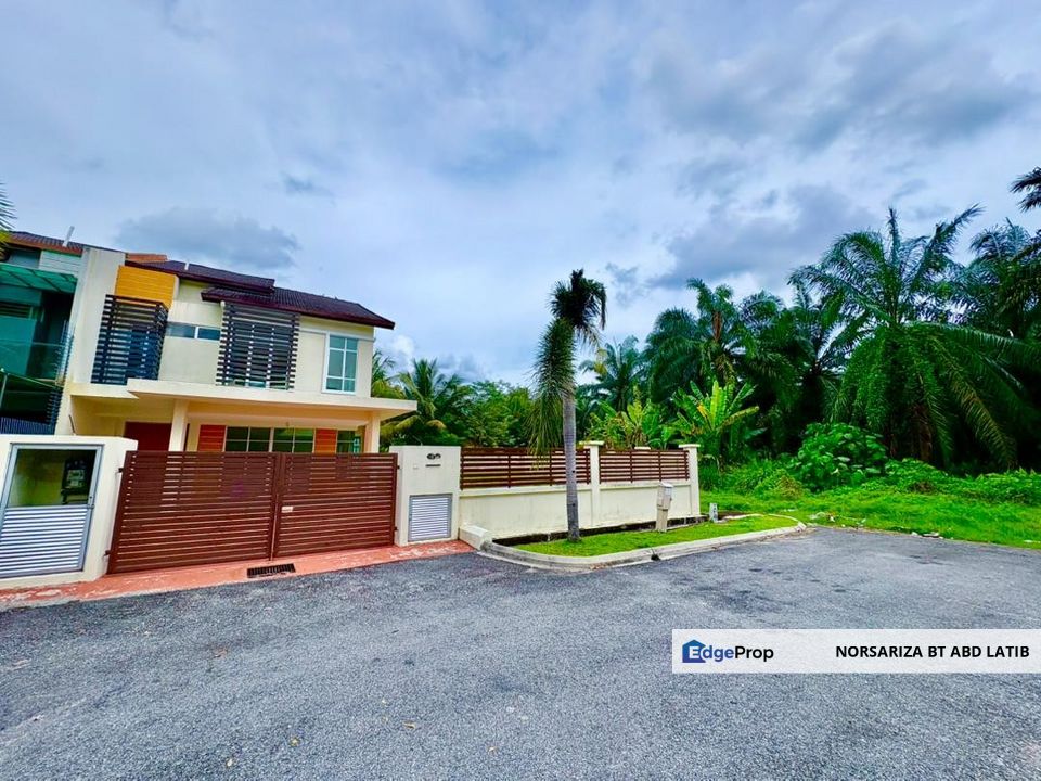 BRAND NEW, FACING OPEN SEMI D Double Storey Taman Seri Putera Banting, Selangor, Banting