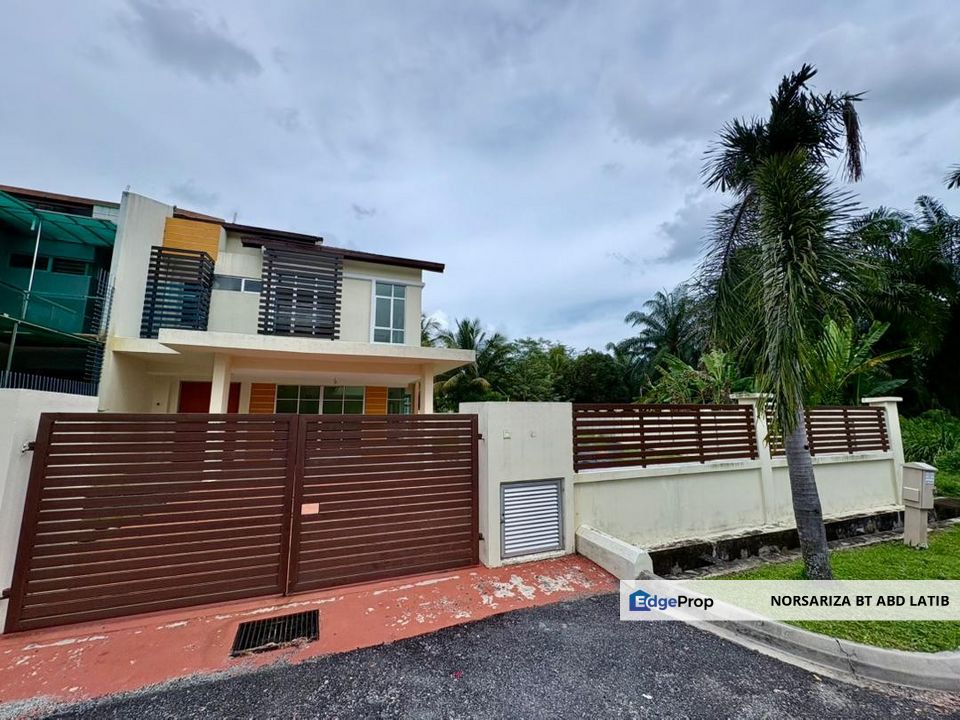 BRAND NEW, FACING OPEN SEMI D Double Storey Taman Seri Putera Banting, Selangor, Banting