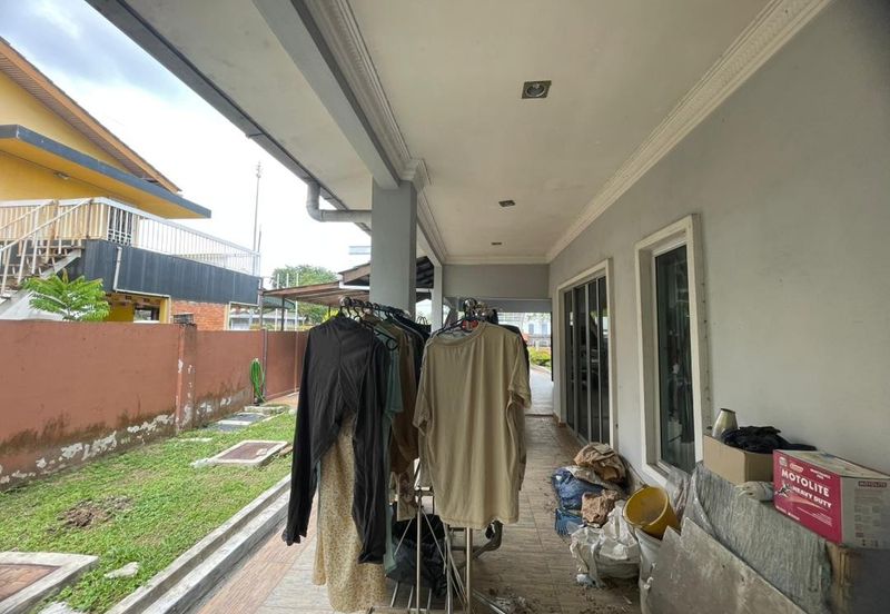 Seksyen 33, Shah Alam