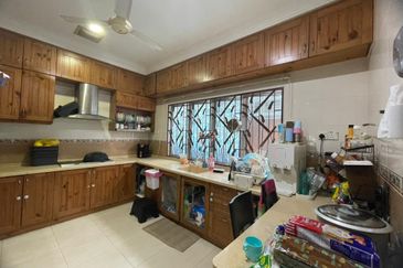 Seksyen 33, Shah Alam