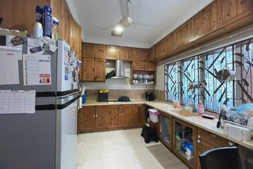 Seksyen 33, Shah Alam