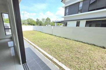 Casablanca 1 @ Alam Impian