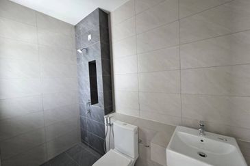 Casablanca 1 @ Alam Impian