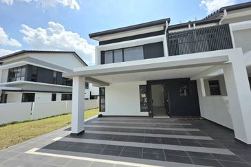 Casablanca 1 @ Alam Impian