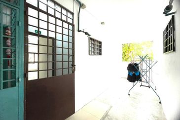 Sri Dahlia Apartment