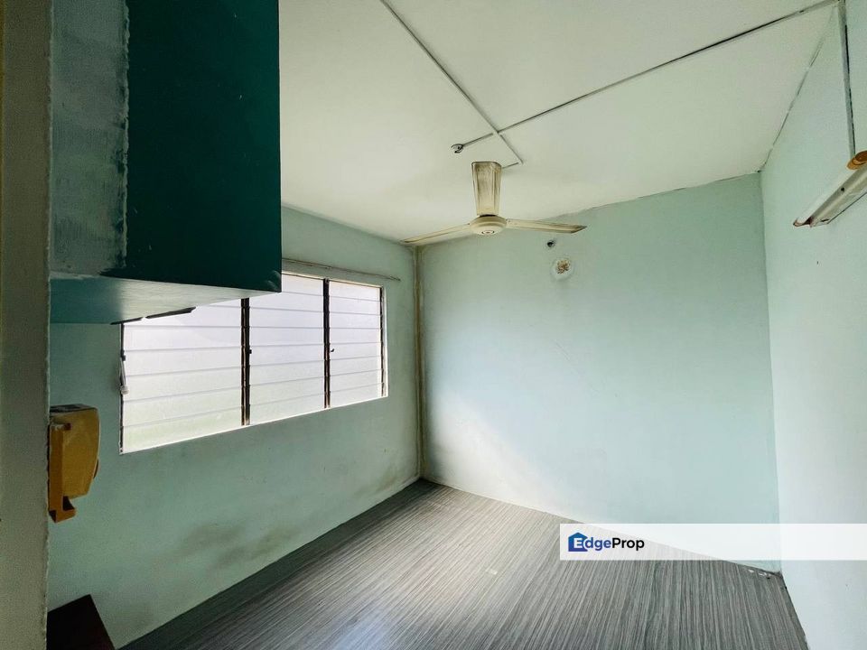 TINGGAL 1 SAHAJA UNIT LAGI  Jarang2 sekali Rumah Baru yang da SIAP, Developer masih lagi bagi sale package BIasa beli rumah baru mmg ada sale package , Selangor, Shah Alam