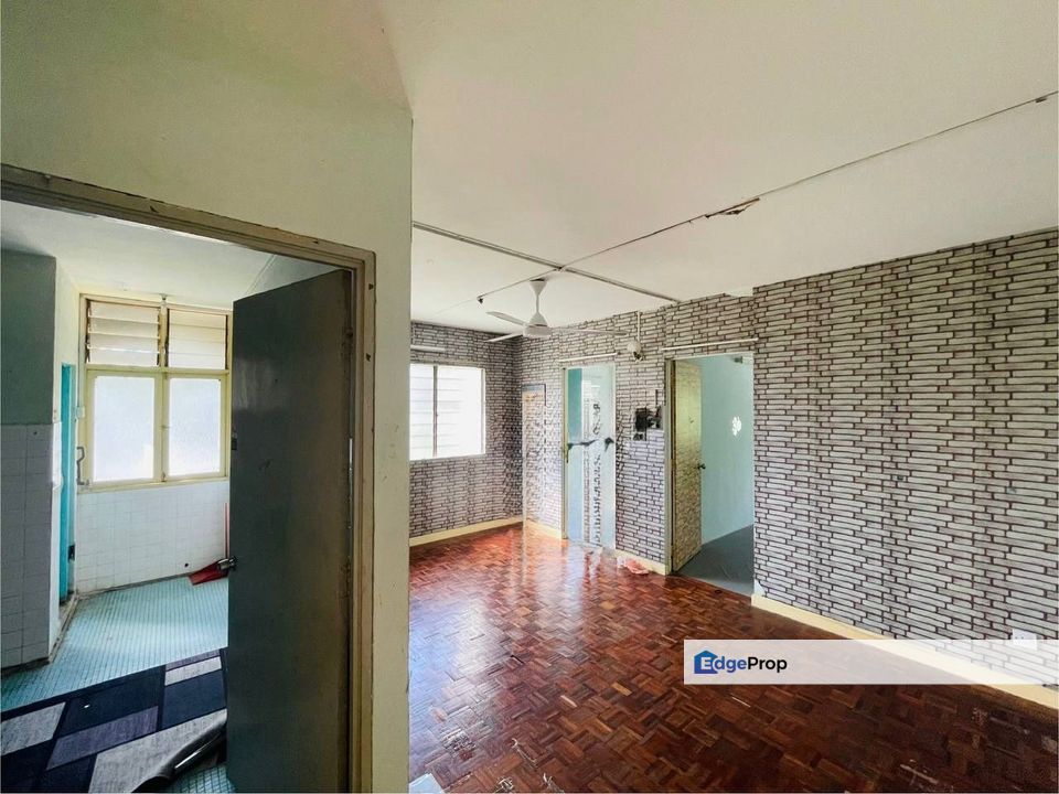 TINGGAL 1 SAHAJA UNIT LAGI  Jarang2 sekali Rumah Baru yang da SIAP, Developer masih lagi bagi sale package BIasa beli rumah baru mmg ada sale package , Selangor, Shah Alam