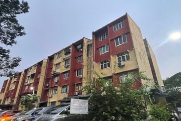 Flat PKNS Seksyen 19