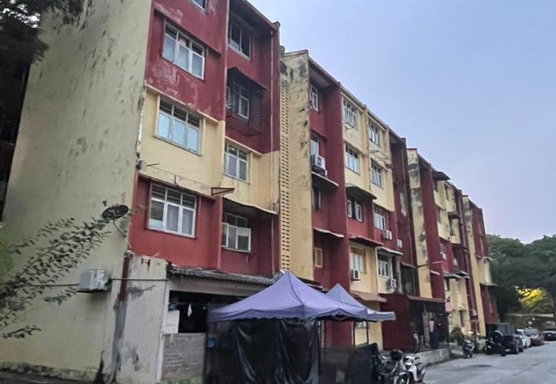 Flat PKNS Seksyen 19