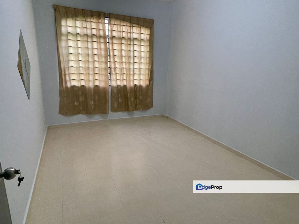 Groundfloor Freehold Pangsapuri Ruby Shah Alam, Selangor, Subang