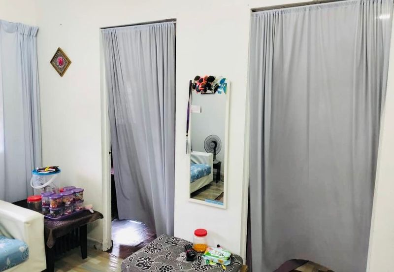 Flat PKNS Seksyen 8