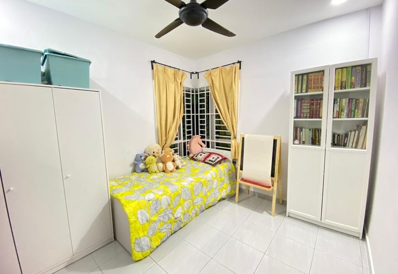 Residensi Laguna Biru 2