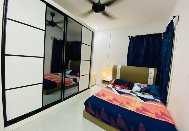 Residensi Laguna Biru 2