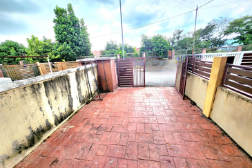 Taman Subang Permata