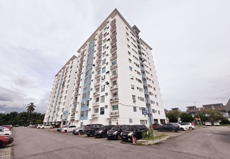 Pangsapuri Jenderam Indah