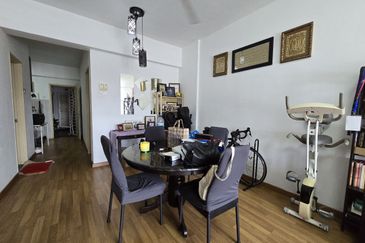 Pangsapuri Jenderam Indah