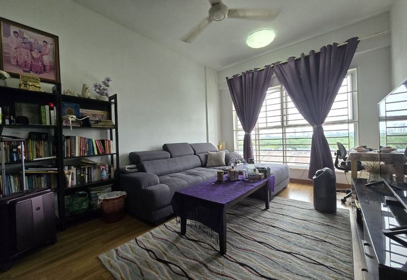 Pangsapuri Jenderam Indah