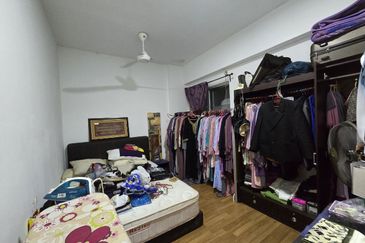 Pangsapuri Jenderam Indah