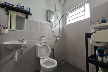 Pangsapuri Jenderam Indah