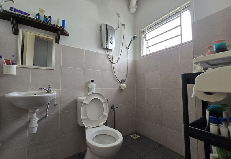 Pangsapuri Jenderam Indah