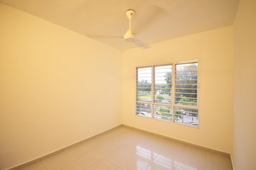 Residensi Laguna Biru 2