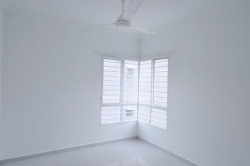 Residensi Laguna Biru 2