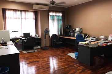 Canal Gardens, Kota Kemuning