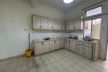 Canal Gardens, Kota Kemuning