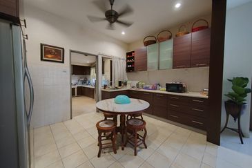 Canal Gardens, Kota Kemuning