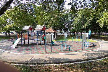 Canal Gardens, Kota Kemuning