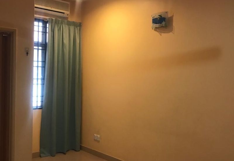 Canal Gardens, Kota Kemuning