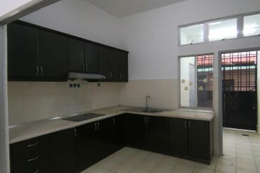 Canal Gardens, Kota Kemuning