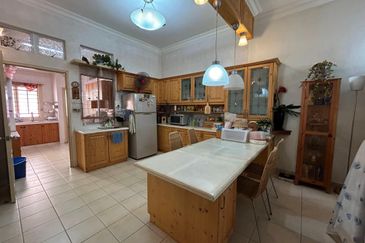 Canal Gardens, Kota Kemuning