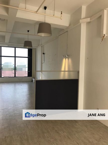 Gamuda Biz suites-  Renovated Office suite for Sale, Selangor, Shah Alam