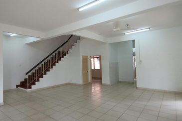 Canal Gardens, Kota Kemuning