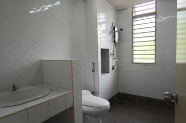 Canal Gardens, Kota Kemuning