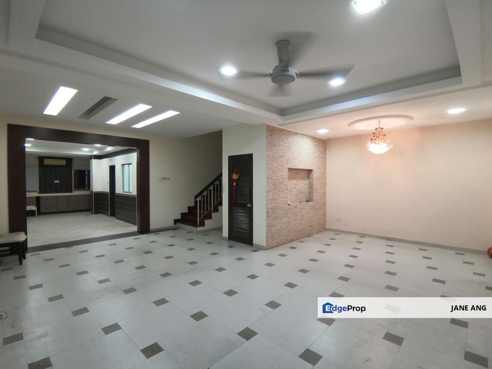 Canal Gardens END LOT hse for Sale, Selangor, Kota Kemuning