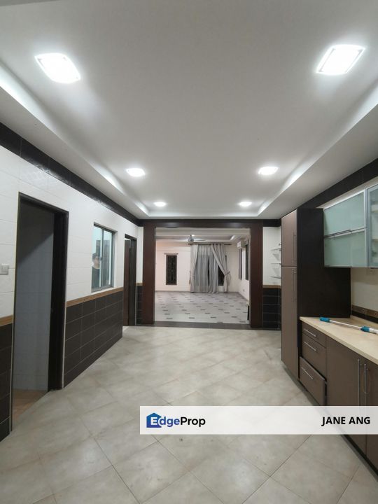 Canal Gardens END LOT hse for Sale, Selangor, Kota Kemuning