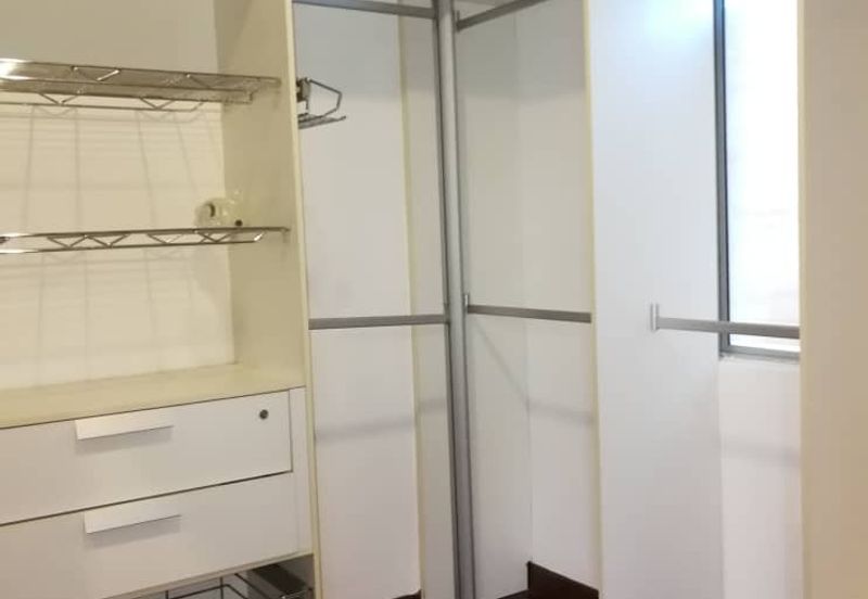 Canal Gardens, Kota Kemuning