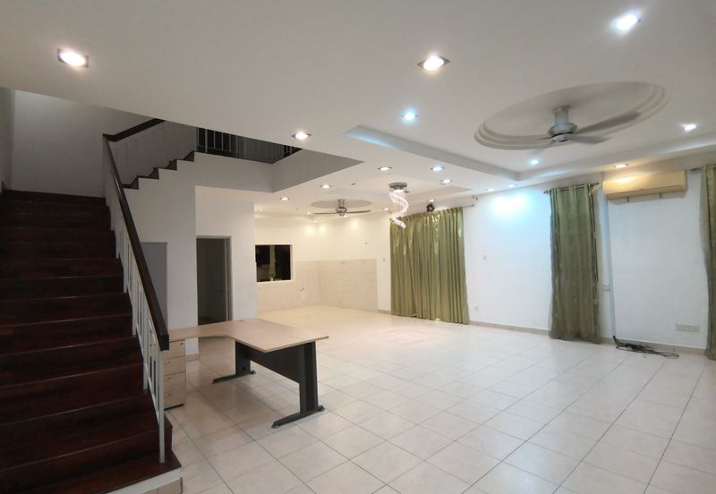 Canal Gardens, Kota Kemuning