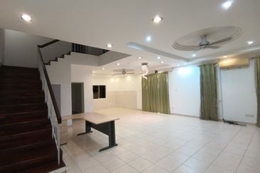 Canal Gardens, Kota Kemuning