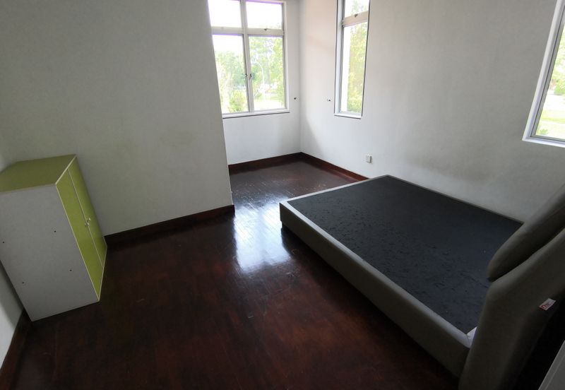 Canal Gardens, Kota Kemuning