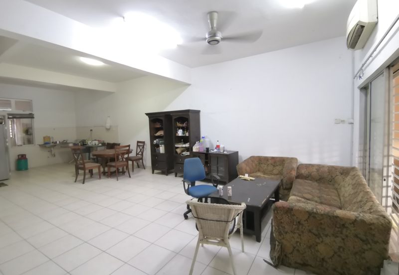 Canal Gardens, Kota Kemuning